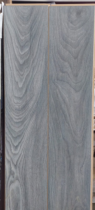 Laminate Tomahawk Oak 12mm