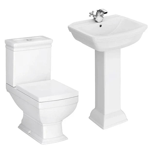 Hemsley 4-Piece Traditional Bathroom Suite